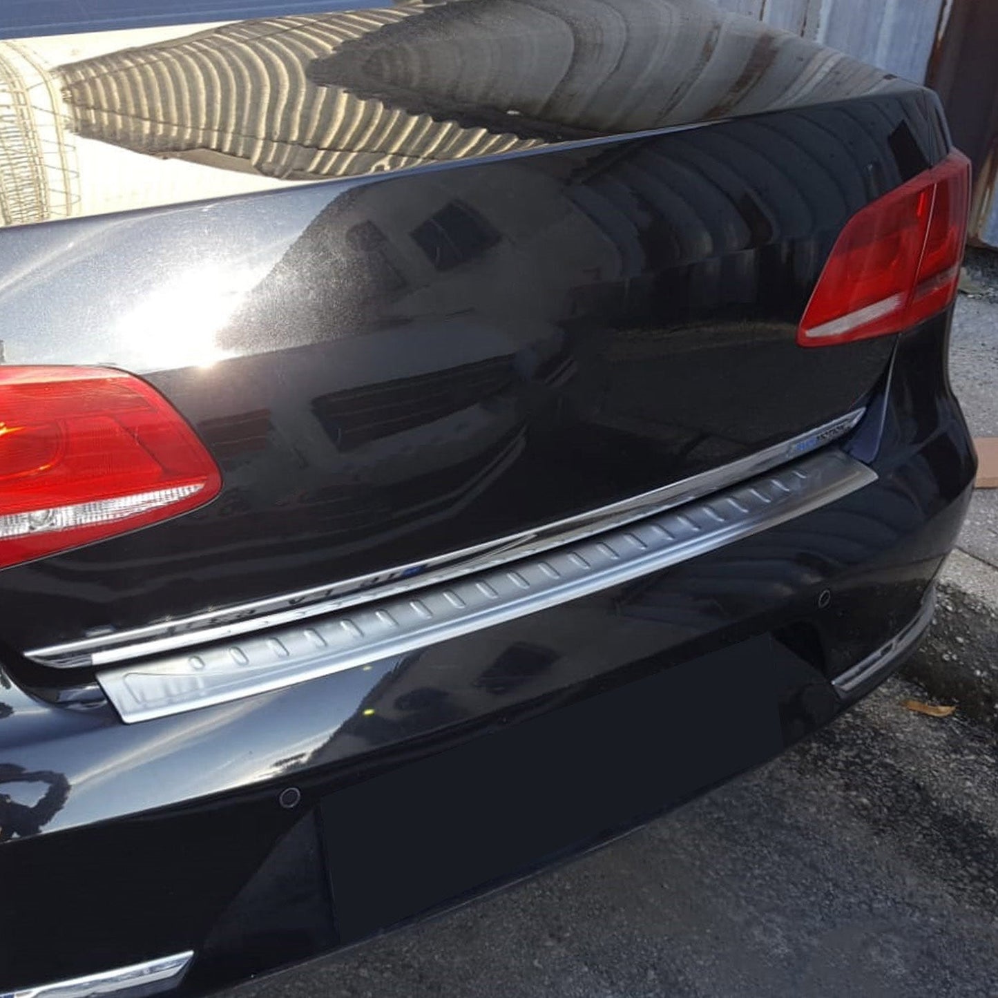 Ladekantenschutz Edelstahl für VW Passat B8.5 Stufenheck 2019-2023 Gebürstet 1x OMAC DE