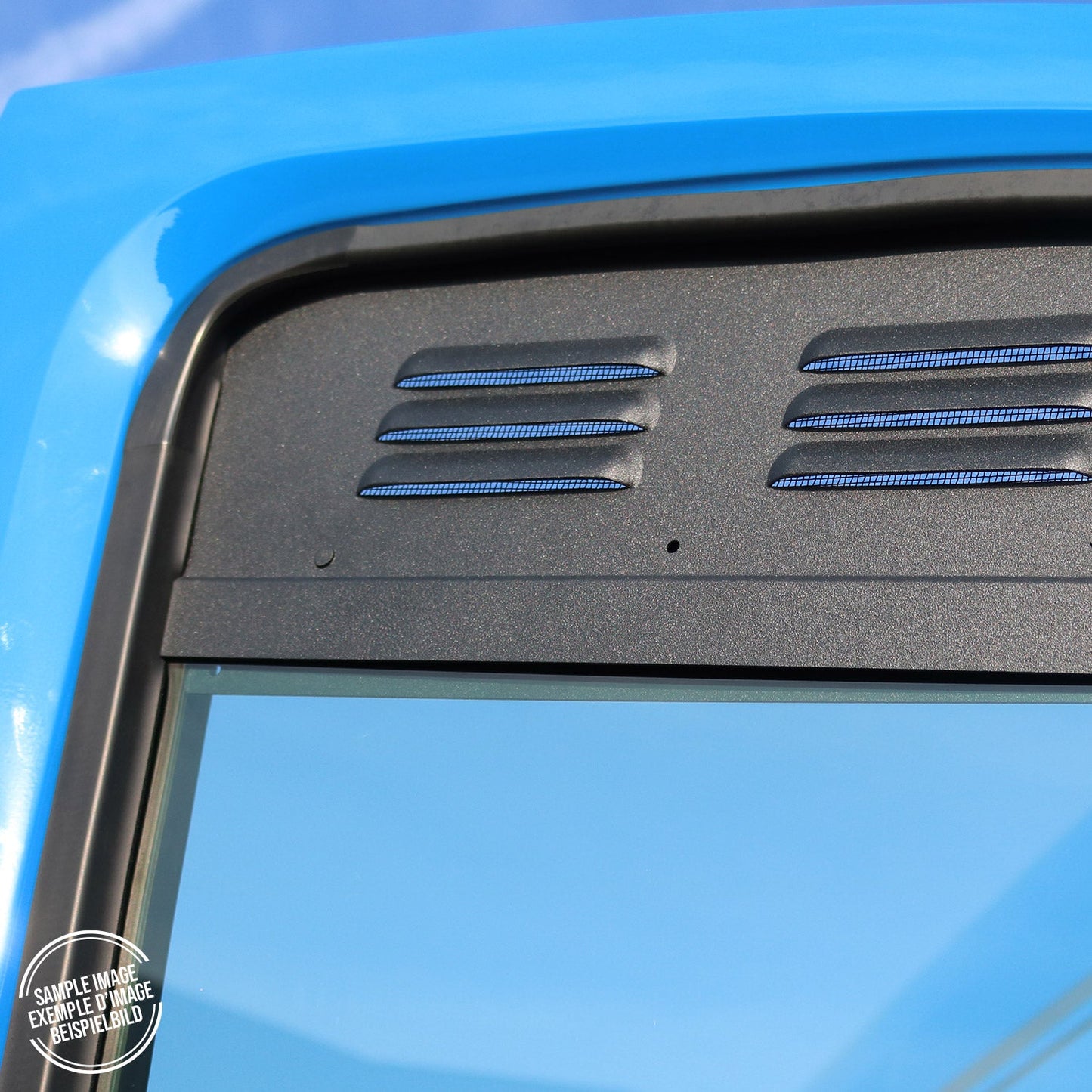 Lüftungsgitter Be & Entlüftung für Renault Trafic 3 2014-2024 Alu Schwarz 2x OMAC DE