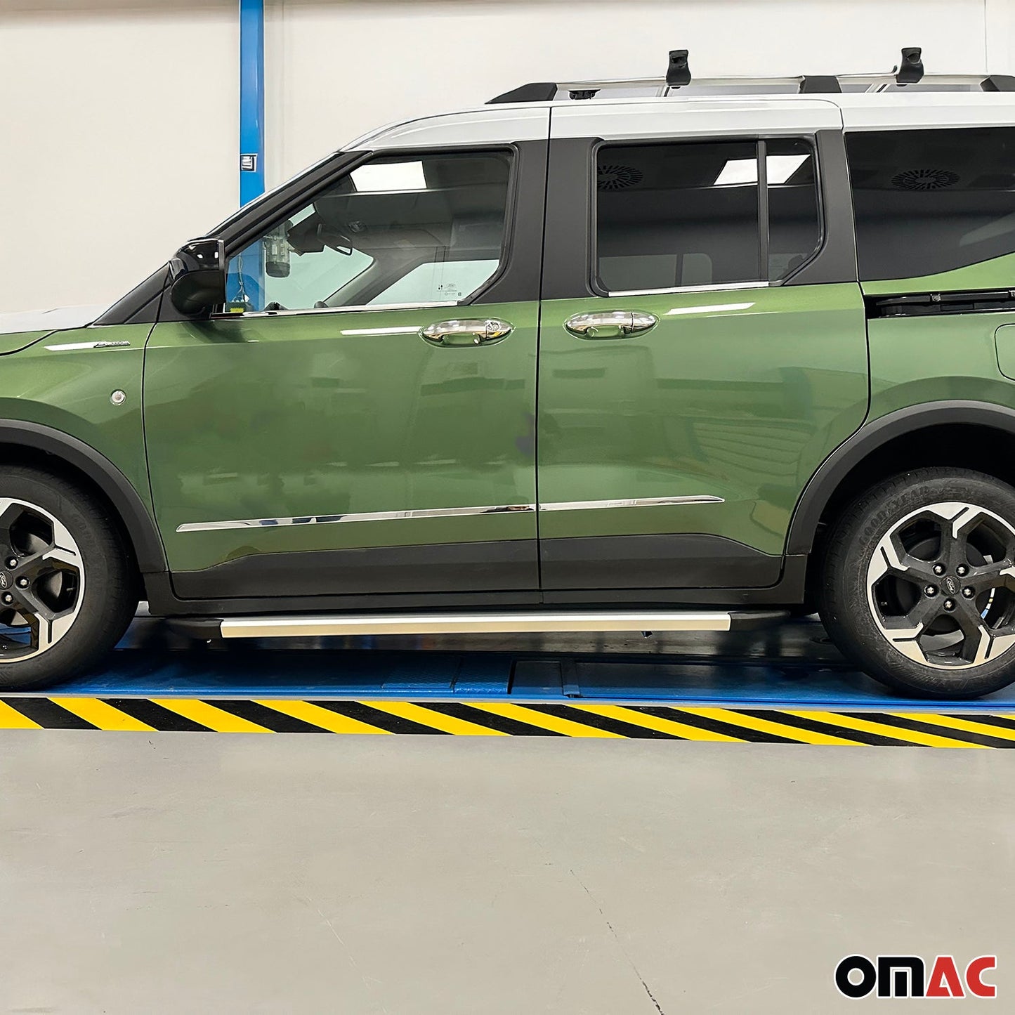 Seitentürleiste Türleiste Türschutz für Ford Tourneo Courier 2023-2025 Edelstahl OMAC DE