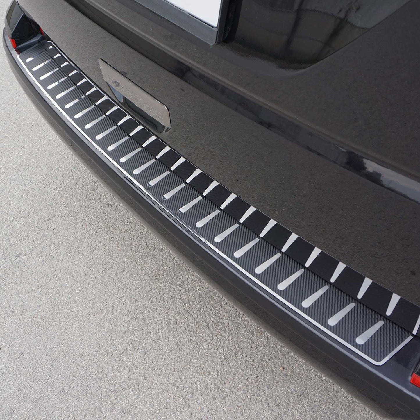 Ladekantenschutz für VW T6 Transporter 2015-2023 Edelstahl Carbonfolie 1x OMAC DE