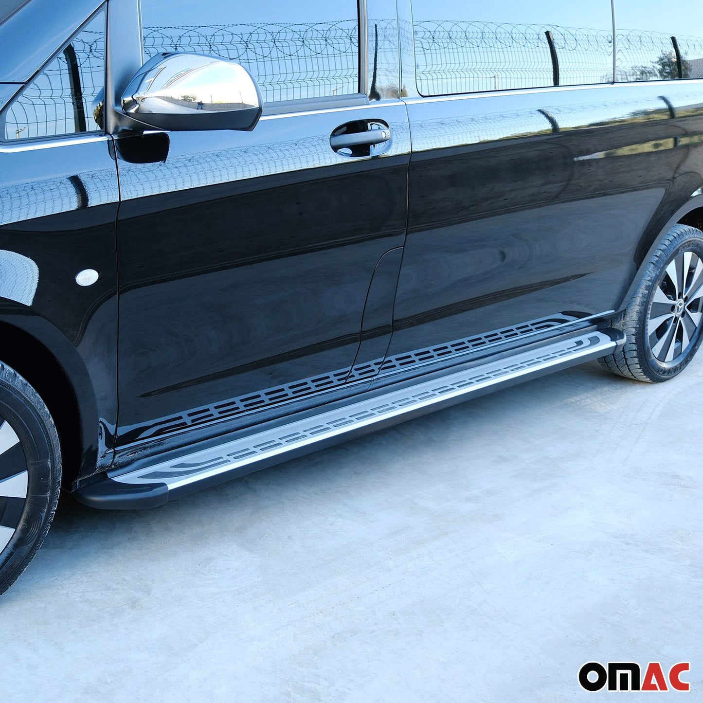 Trittbretter Seitenschweller für Toyota Proace City 2019-25 L2 Silber Schwarz 2x