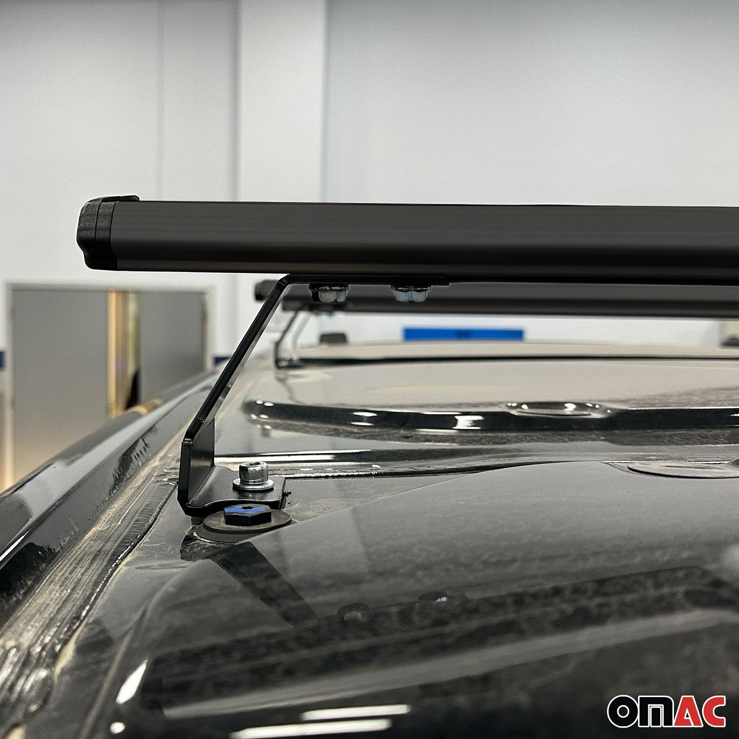 Dachträger Grundtäger für VW Transporter T7 2024-2025 75kg Alu Schwarz 3 tlg OMAC DE