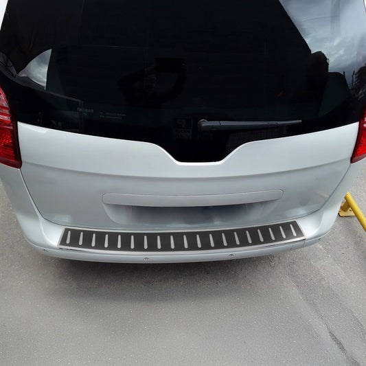 Ladekantenschutz Stoßstange für Peugeot 5008 2017-2025 Chrom Kohlefaserfolien OMAC DE