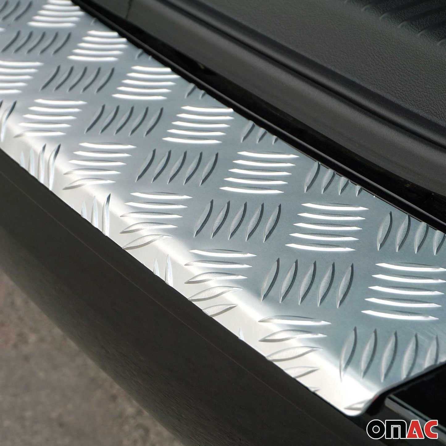 Ladekantenschutz Stoßstangenschutz für VW T6 Multivan 2015-2023 Aluminium OMAC DE