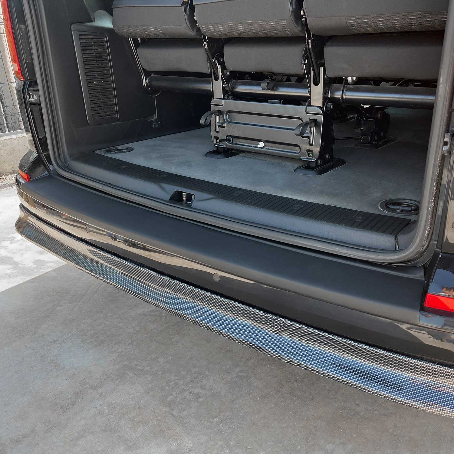 Ladekantenschutz Stoßstange für VW T5 Transporter alle 2003-2015 Schwarz ABS OMAC DE