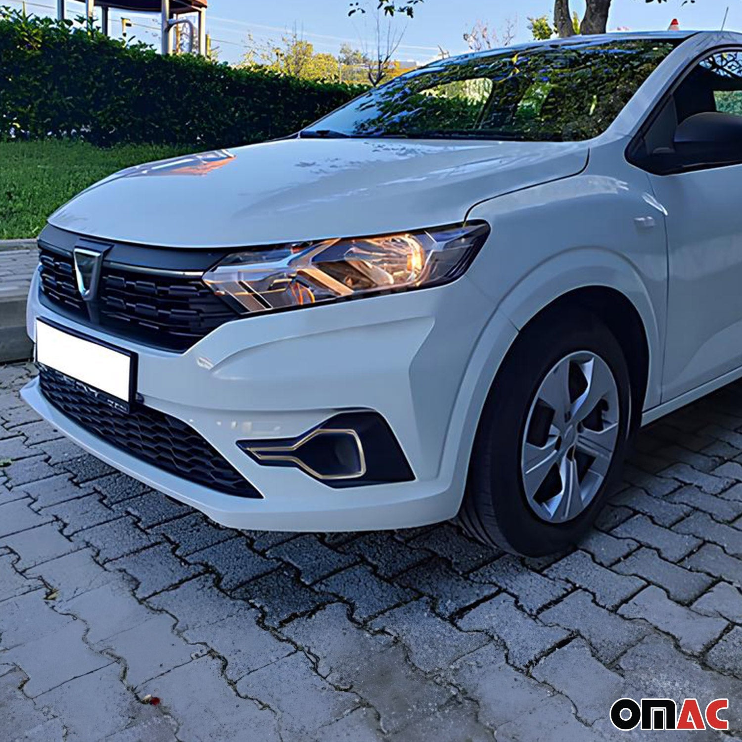 Nebelscheinwerfer Rahmen für Dacia Sandero 3 2021-2025 Edelstahl Chrom 2x OMAC DE